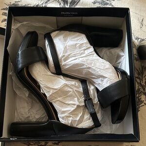 Naturalizer Joy Black leather heels women’s size 9 1/2 Wide. New in box